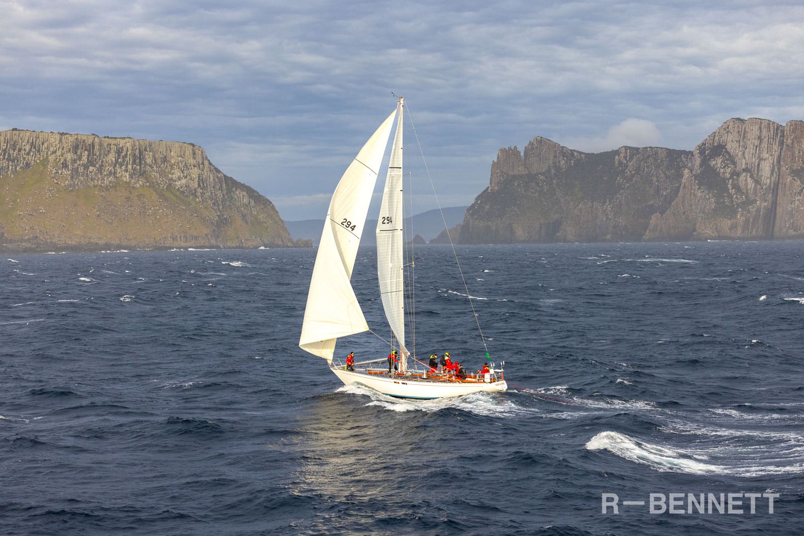 Love and War 0607 SH25