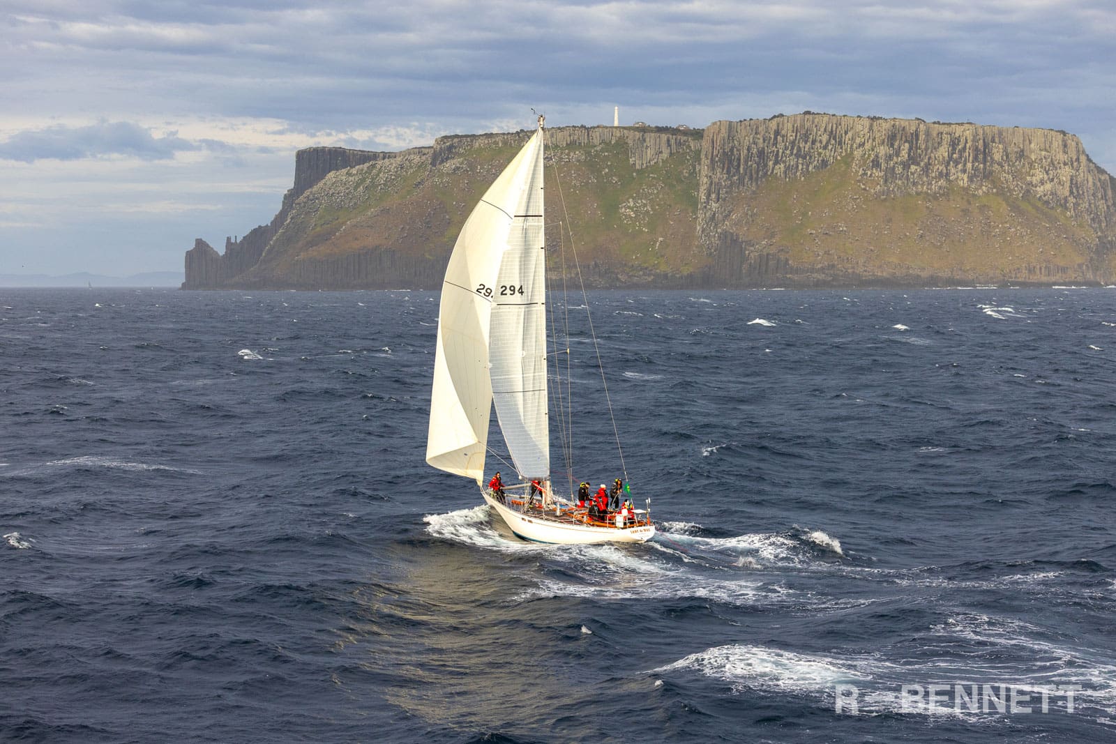 Love and War 0608 SH25