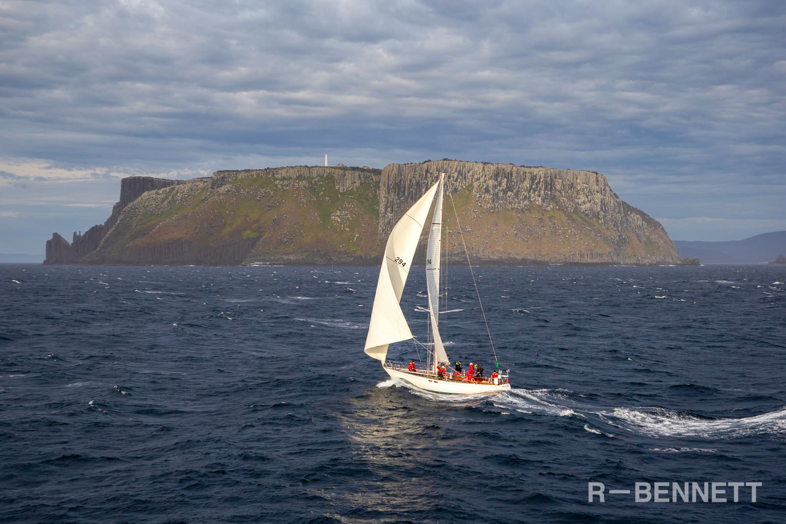 Love and War 0838A SH25