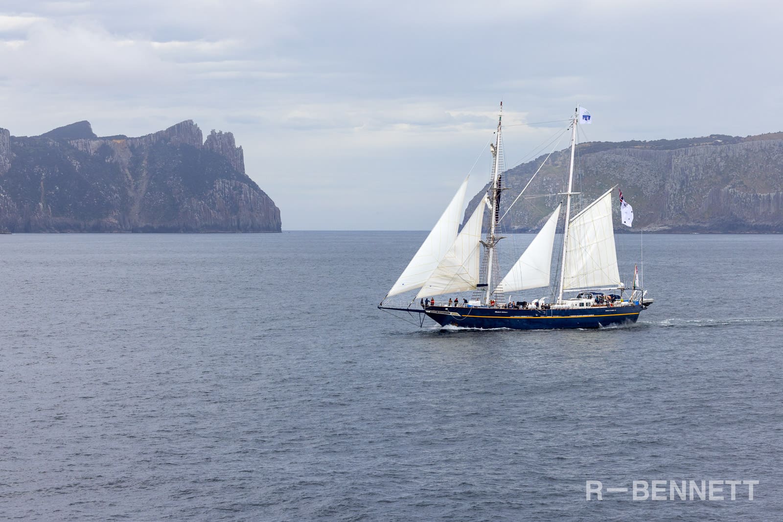 Young Endeavour 0875 SH25