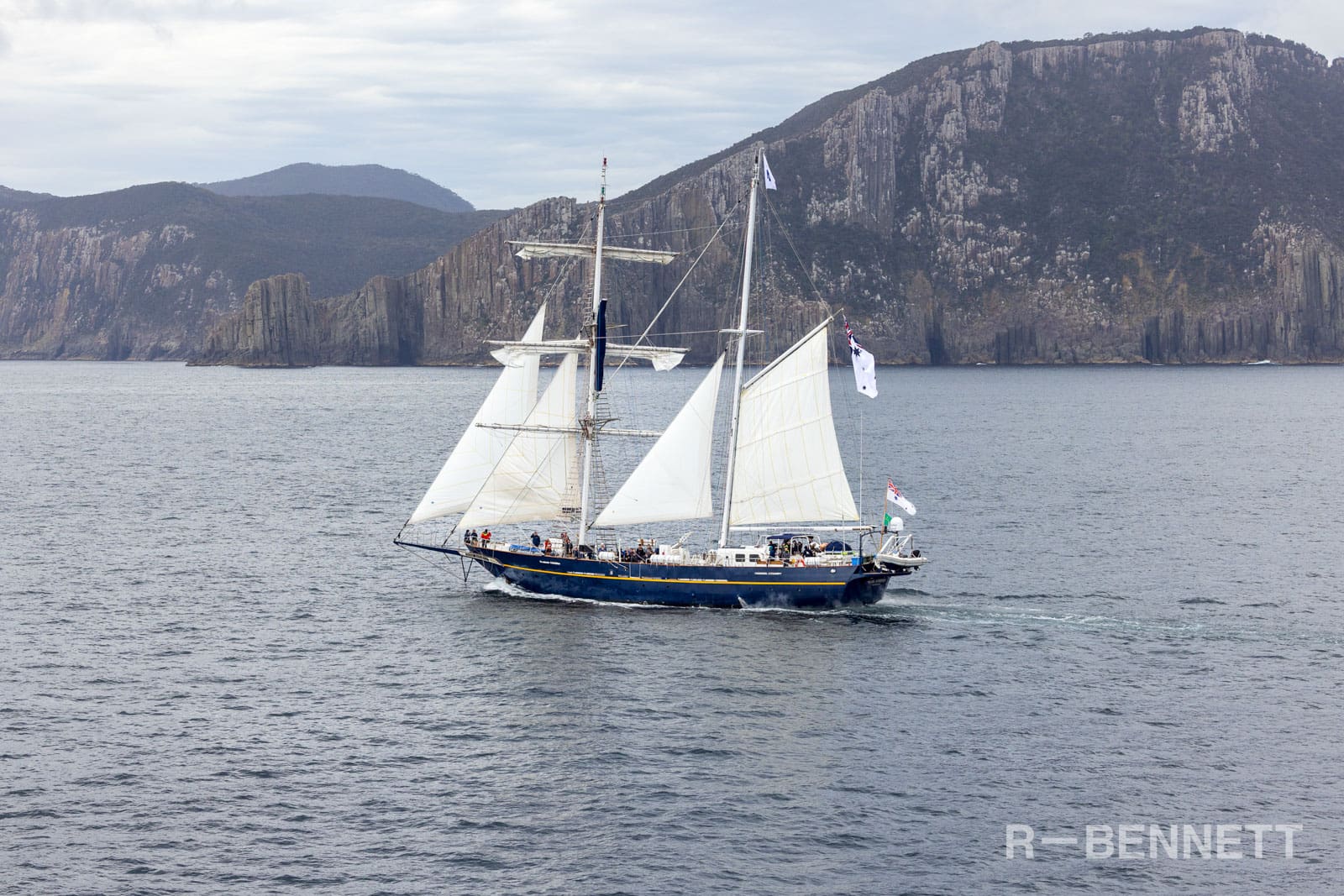 Young Endeavour 0879 SH25